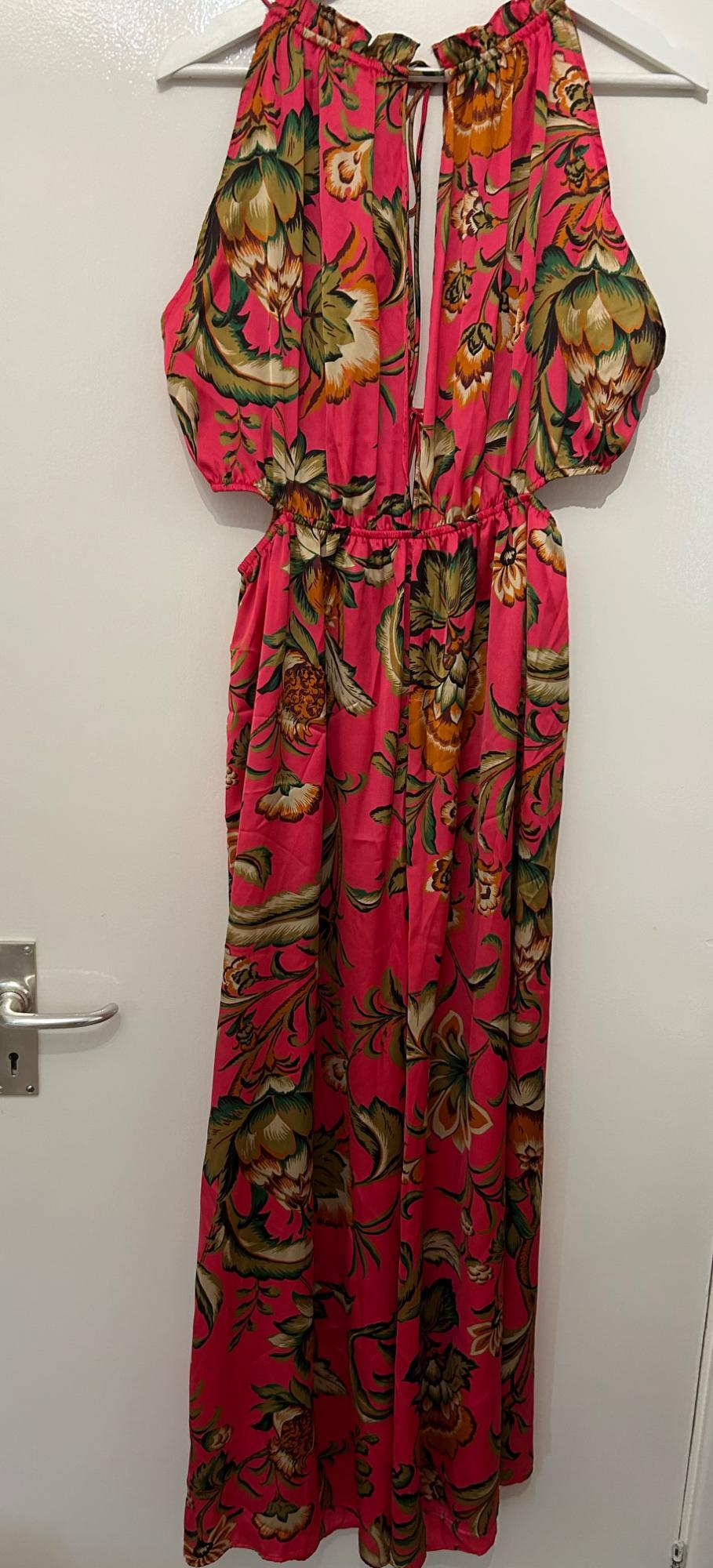PRINTED JUMPSUIT WITH CUT-OUT DETAIL - Image 2