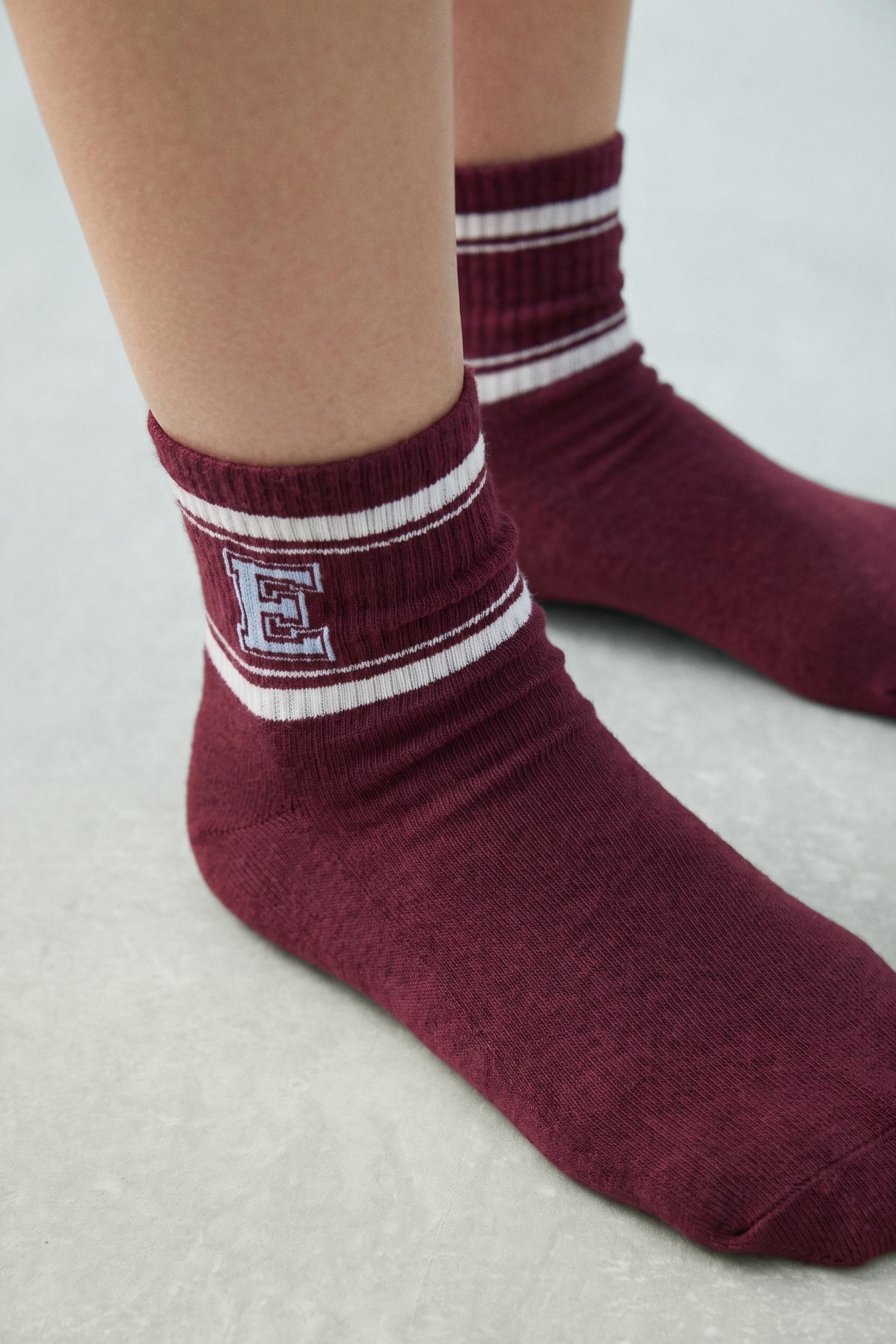 LOT DE TROIS PAIRES CHAUSSETTES MI-HAUTES RAYURES VARSITY