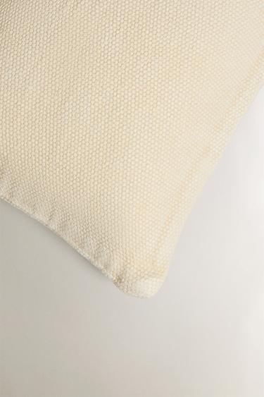 HOUSSE DE COUSSIN UNIE - Vanille de Zara - Image 1