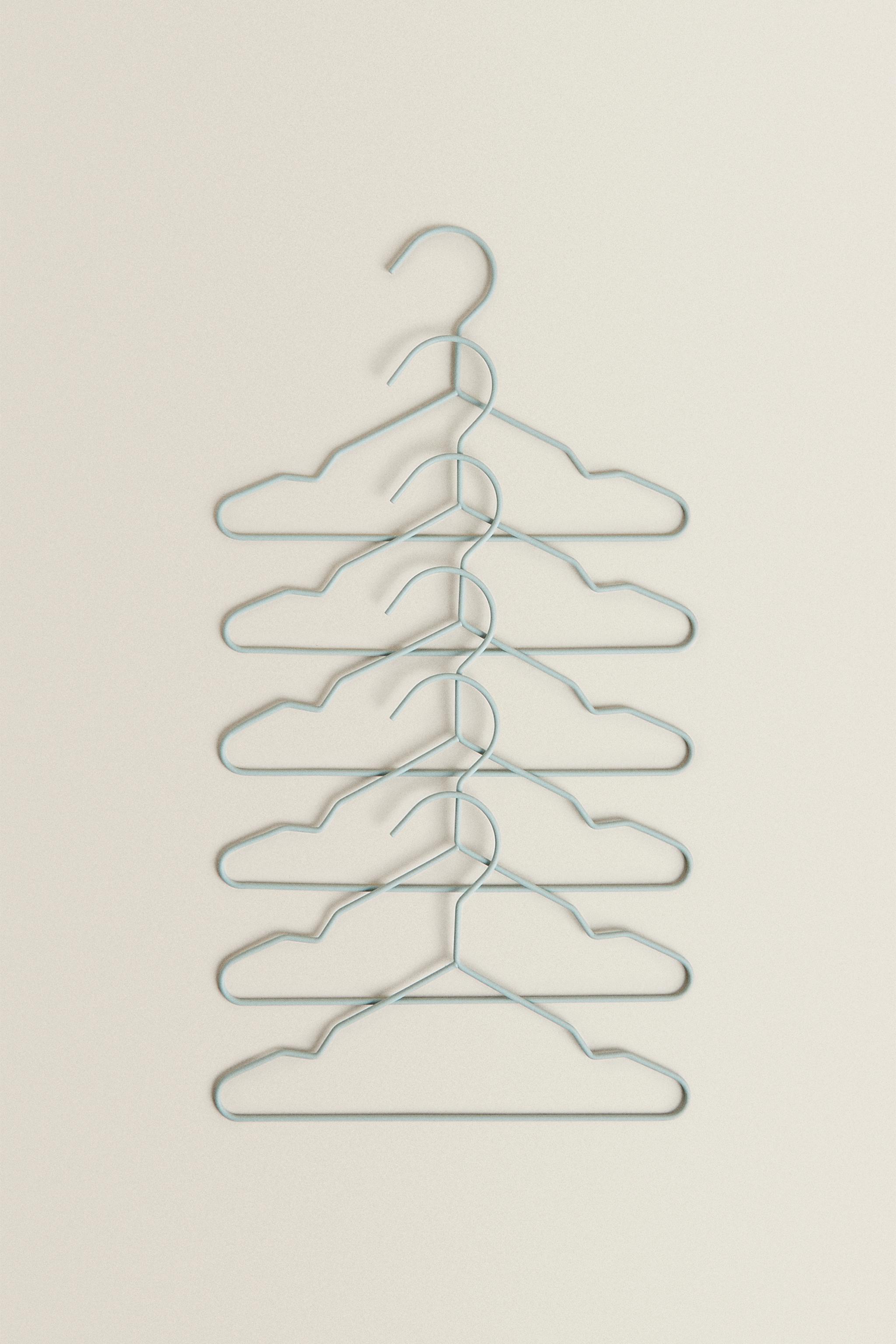 Детские куртки Zara PACK OF RUBBERIZED BABY HANGERS (PACK OF 6)
