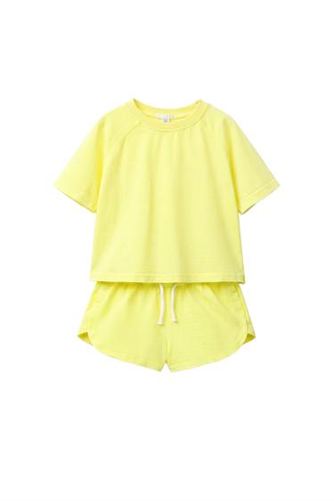 {navn} - {farge} for Zara