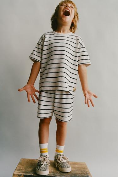 STRIPED JOGGING T-SHIRT AND BERMUDA SHORTS SET - Ecru by Zara