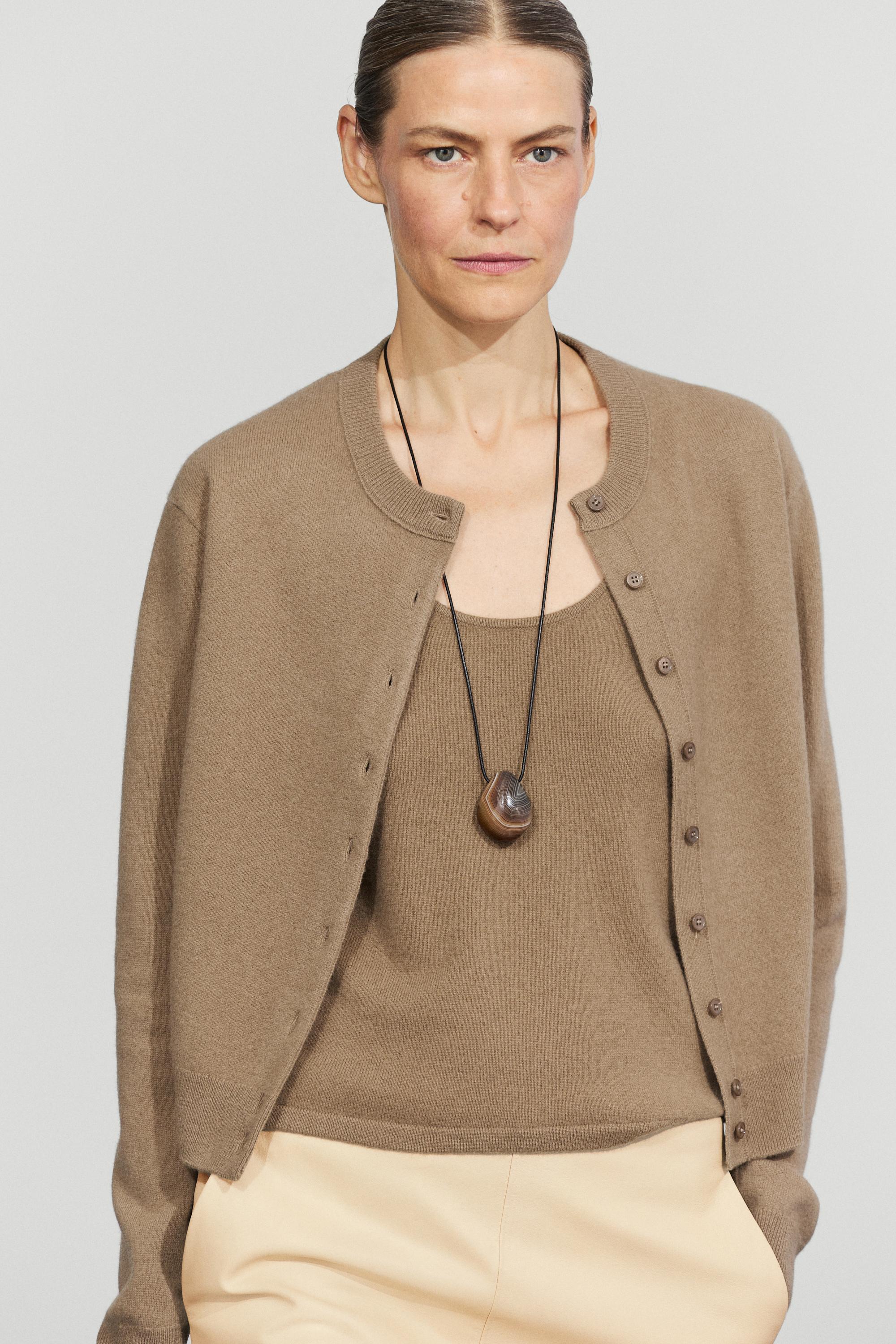 Button-detail knit cardigan — Greenish