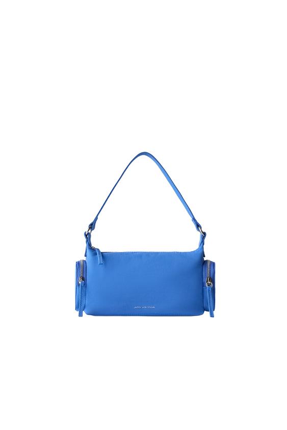 BOLSA SHOULDER CON BOLSILLOS - Azulón de Zara - Imagen 0