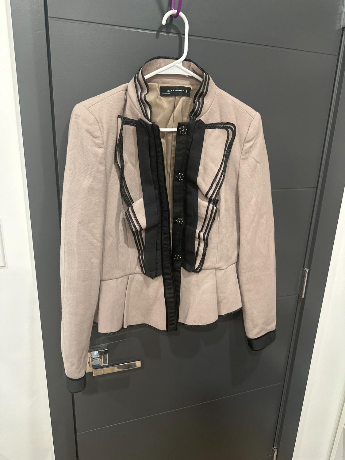 BLAZER IN GREAT CONDITION