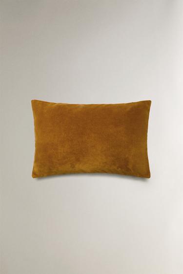 VELVET CUSHION COVER - Mustard by Zara - Image 2