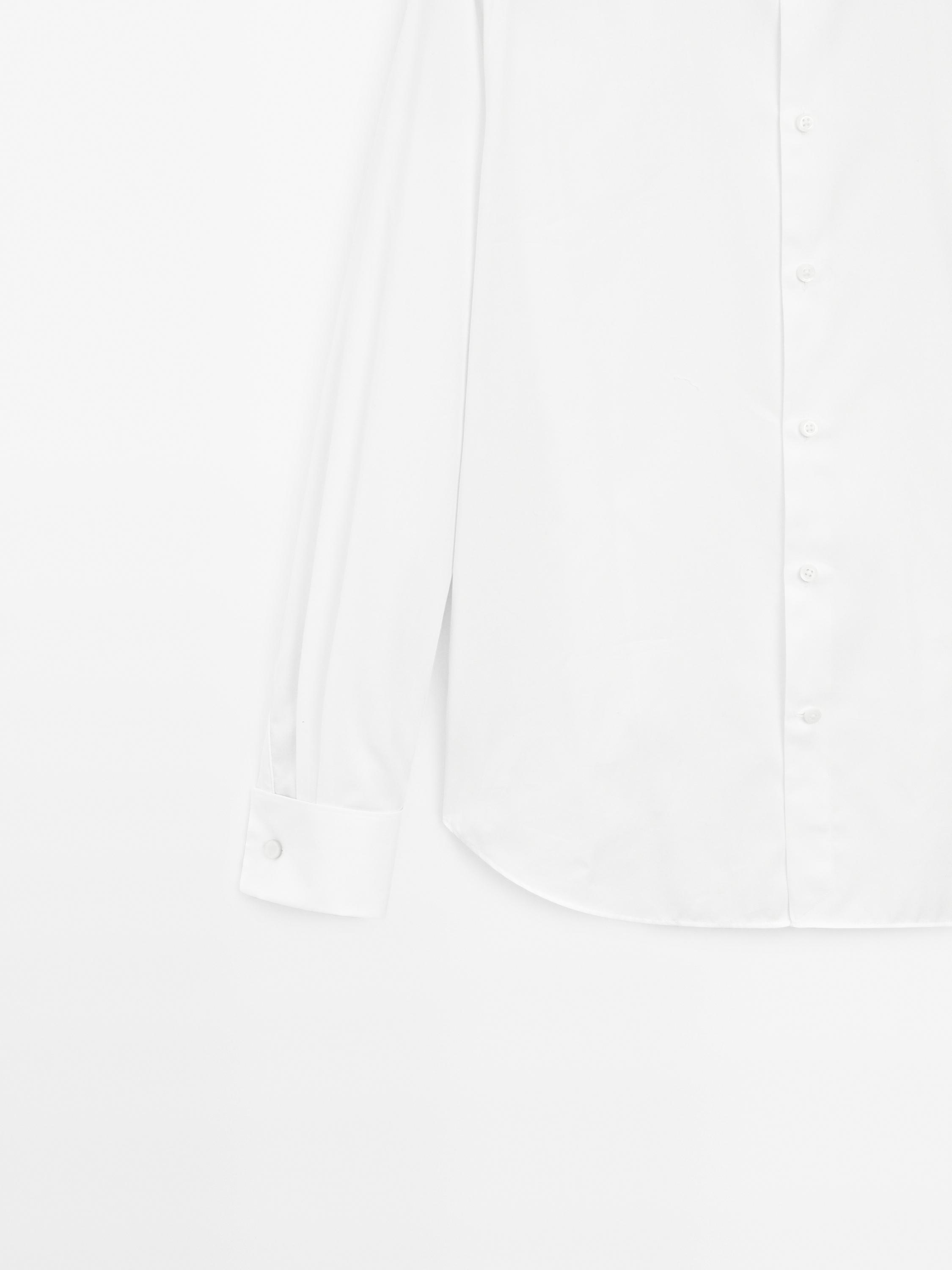 Slim fit cotton shirt with double cuffs