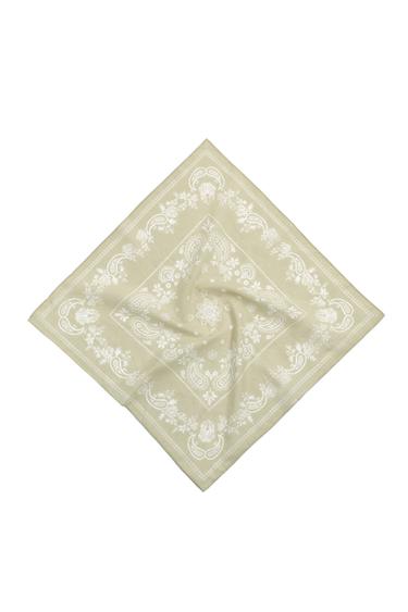 ربطة رأس بطبعة بيزلي - أخضر فاتح الخاص بـ Zara