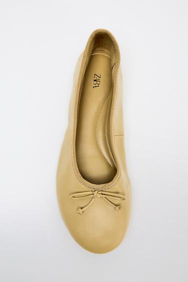 ΔΕΡΜΑΤΙΝΗ ΜΠΑΛΑΡΙΝΑ ΜΕ ΦΙΟΓΚΟ - Χρώμα της άμμου/καφέ του Zara