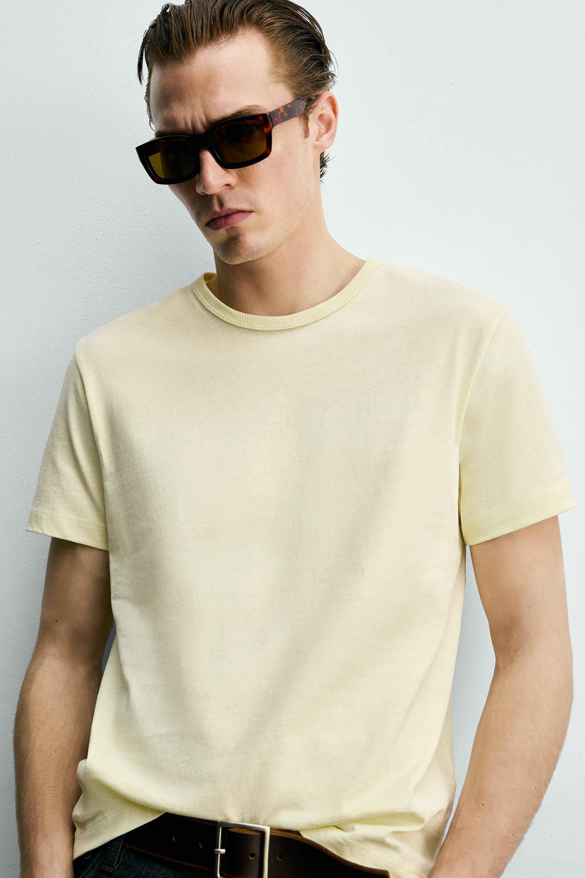 REGULAR FIT T-SHIRT