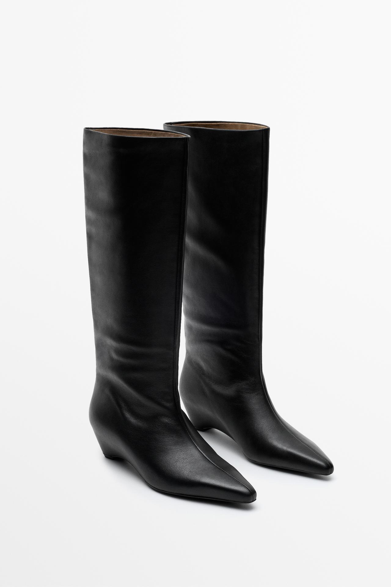 Leather wedge heel boot — Black