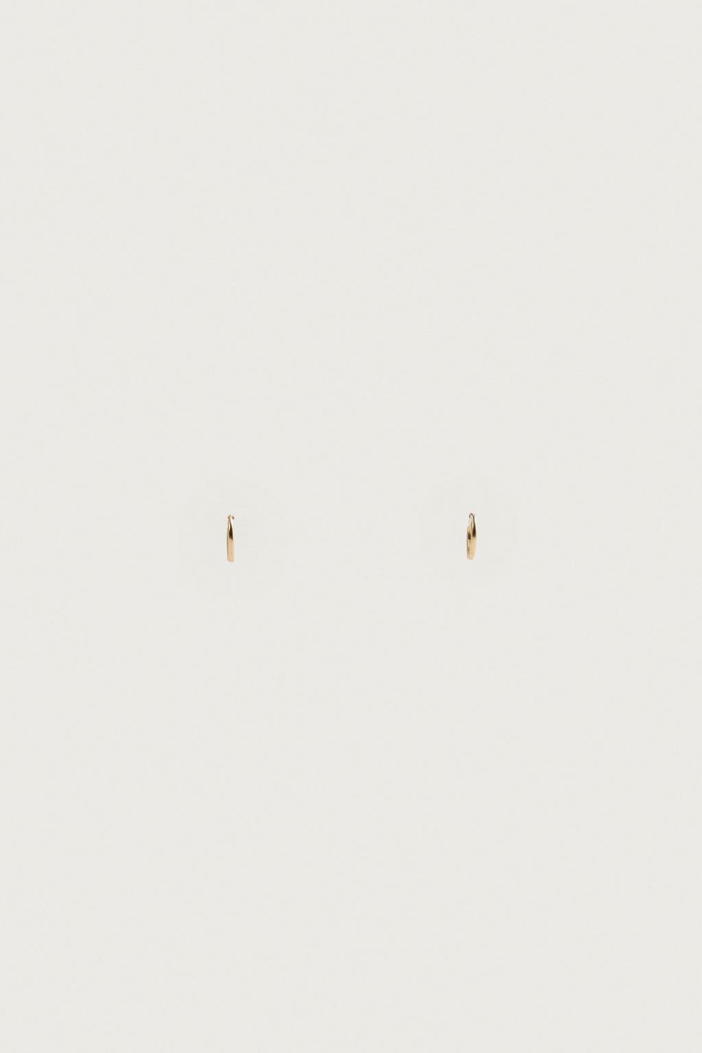 METAL HOOP EARRINGS