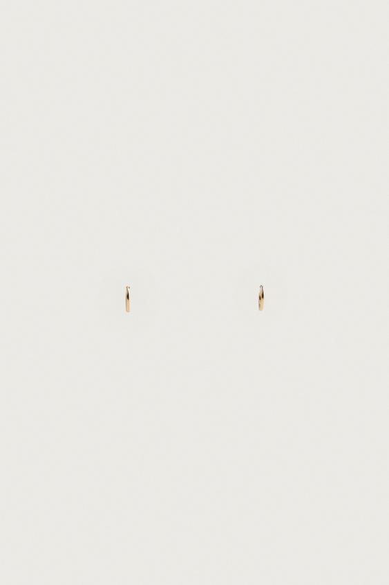 BOUCLES D'OREILLES ANNEAUX MÉTALLIQUES - Doré de Zara - Image 0