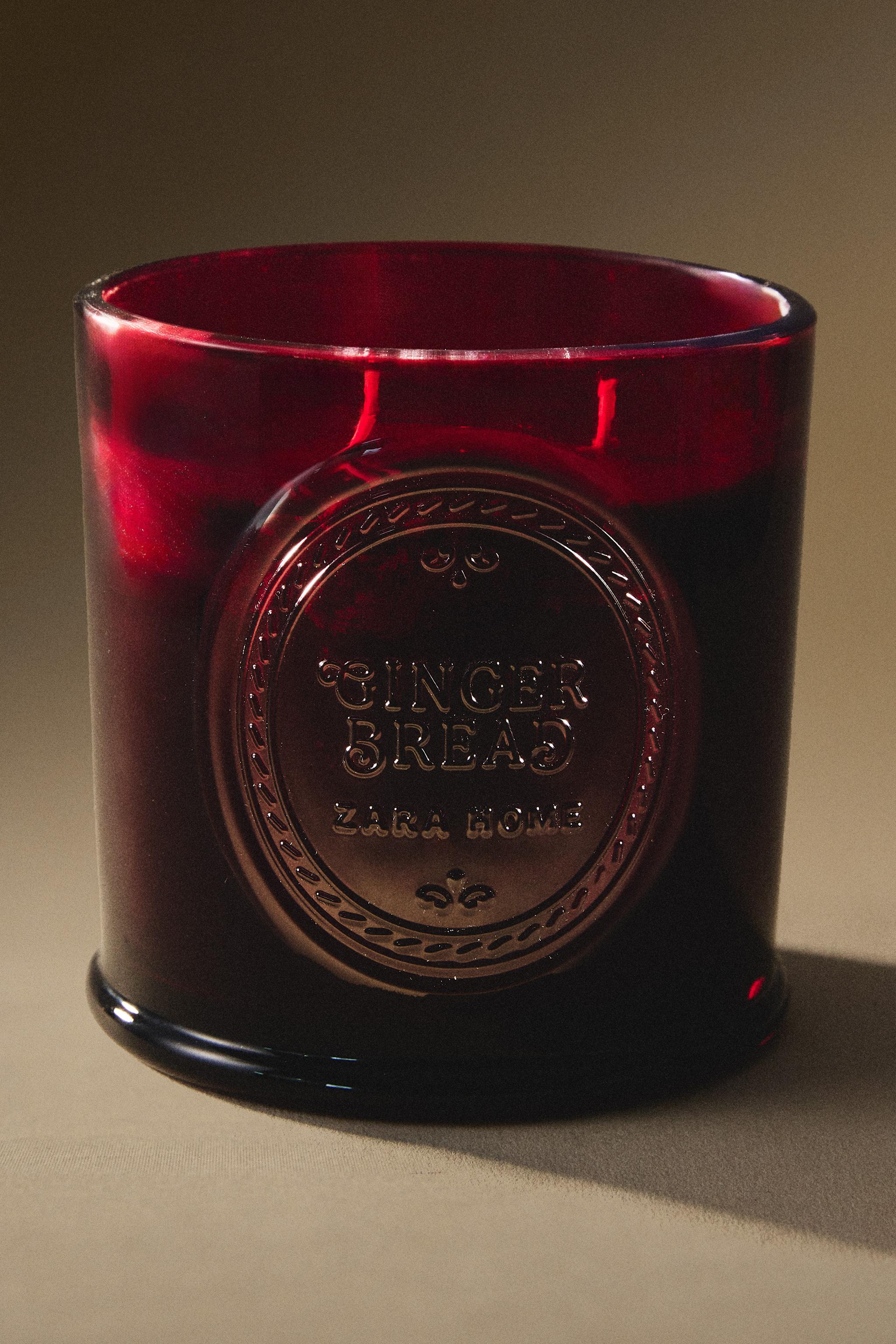 (650 G) BOUGIE PARFUMÉE GINGERBREAD