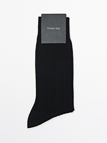 Calcetines vestir canalé - Negro de Zara