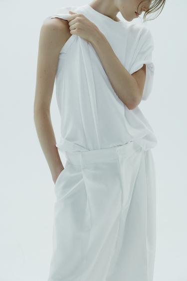 PANTALÓN PINZAS - Blanco de Zara