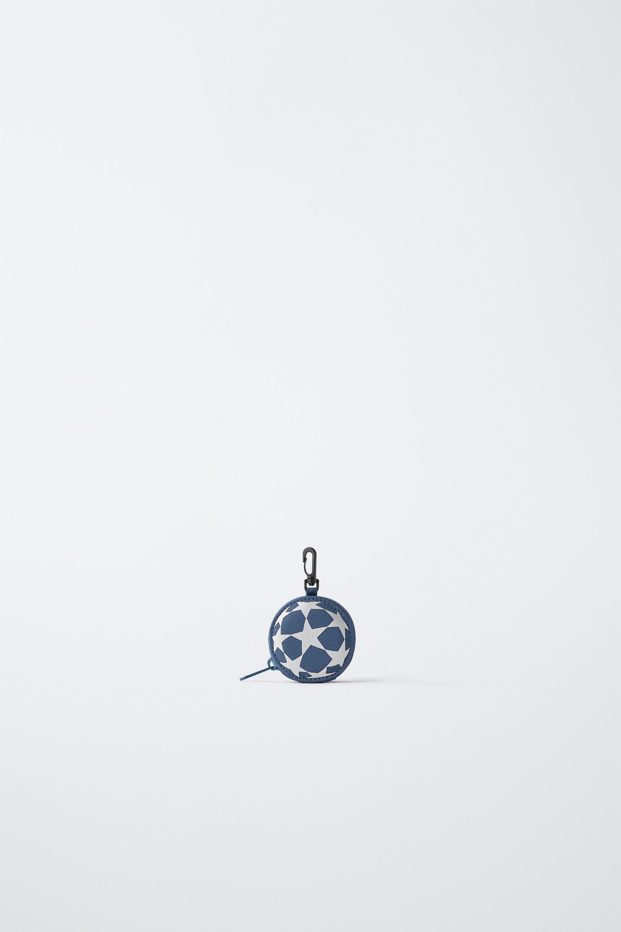 CHARM MONEDERO UEFA CHAMPIONS LEAGUE ® - ブルー | ZARA Japan / 日本
