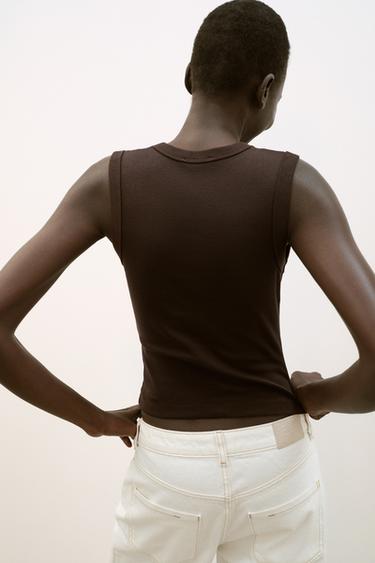 T-SHIRT EN COTON COL EN V - Marron de Zara - Image 3