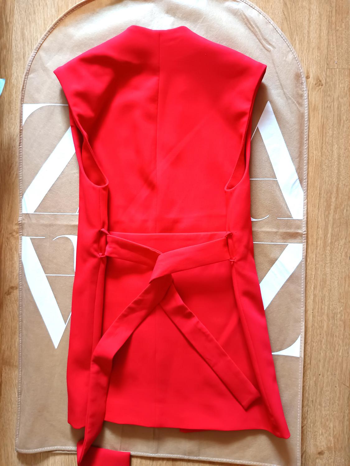 LONG BELTED WAISTCOAT - Image 3