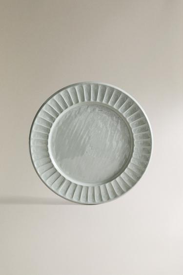 ROUND METAL SERVING DISH - GREEN by Zara
