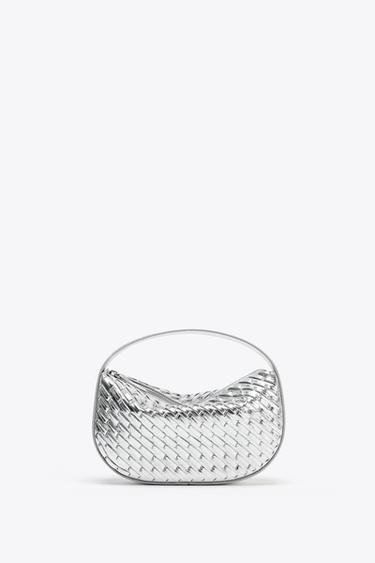 BOLSO DE MANO EFECTO TRENZADO - Plata de Zara
