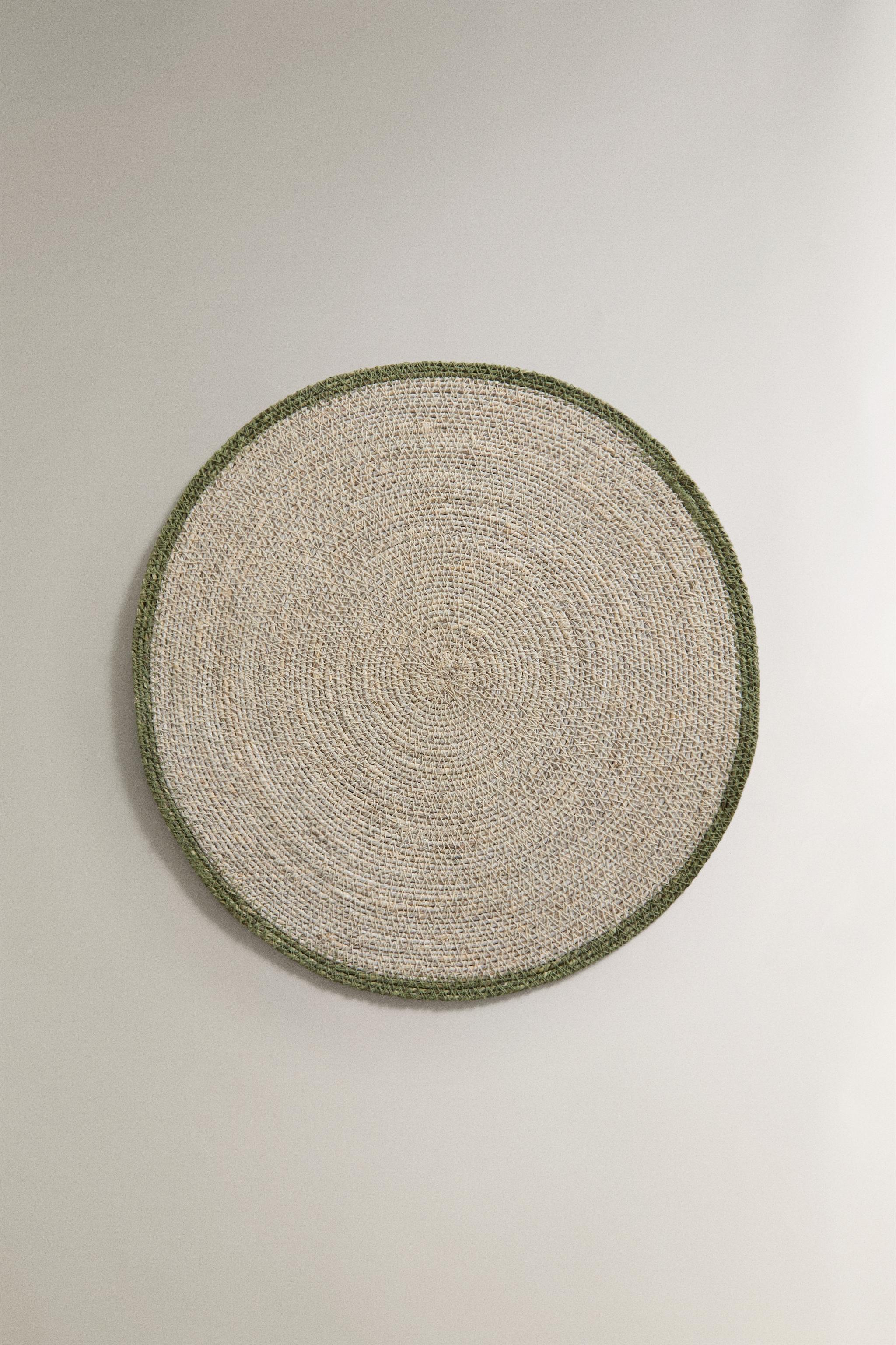 ROUND FIBER PLACEMAT — Green