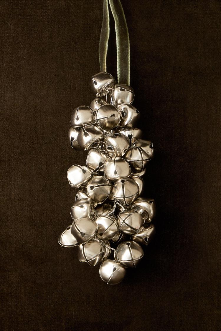 IRON SLEIGH BELLS CHRISTMAS DECORATION — Silver