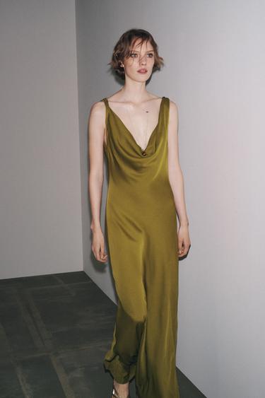 שמלת סאטן ארוכה ZW Collection - ירוק זית של Zara