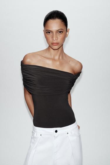 BODY ASIMÉTRICO FRUNCES - Gris antracita de Zara