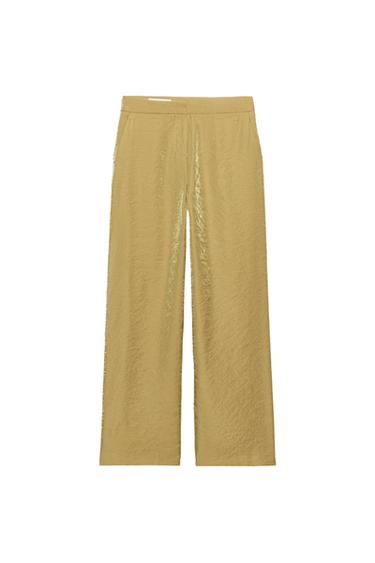 PANTALÓN RECTO EFECTO ARRUGADO - Dorado de Zara