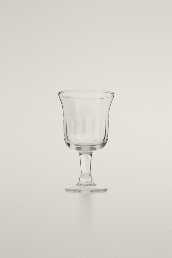 TAÇA DE VIDRO COM RELEVO VERTICAL - Transparente da Zara - Imagem 0