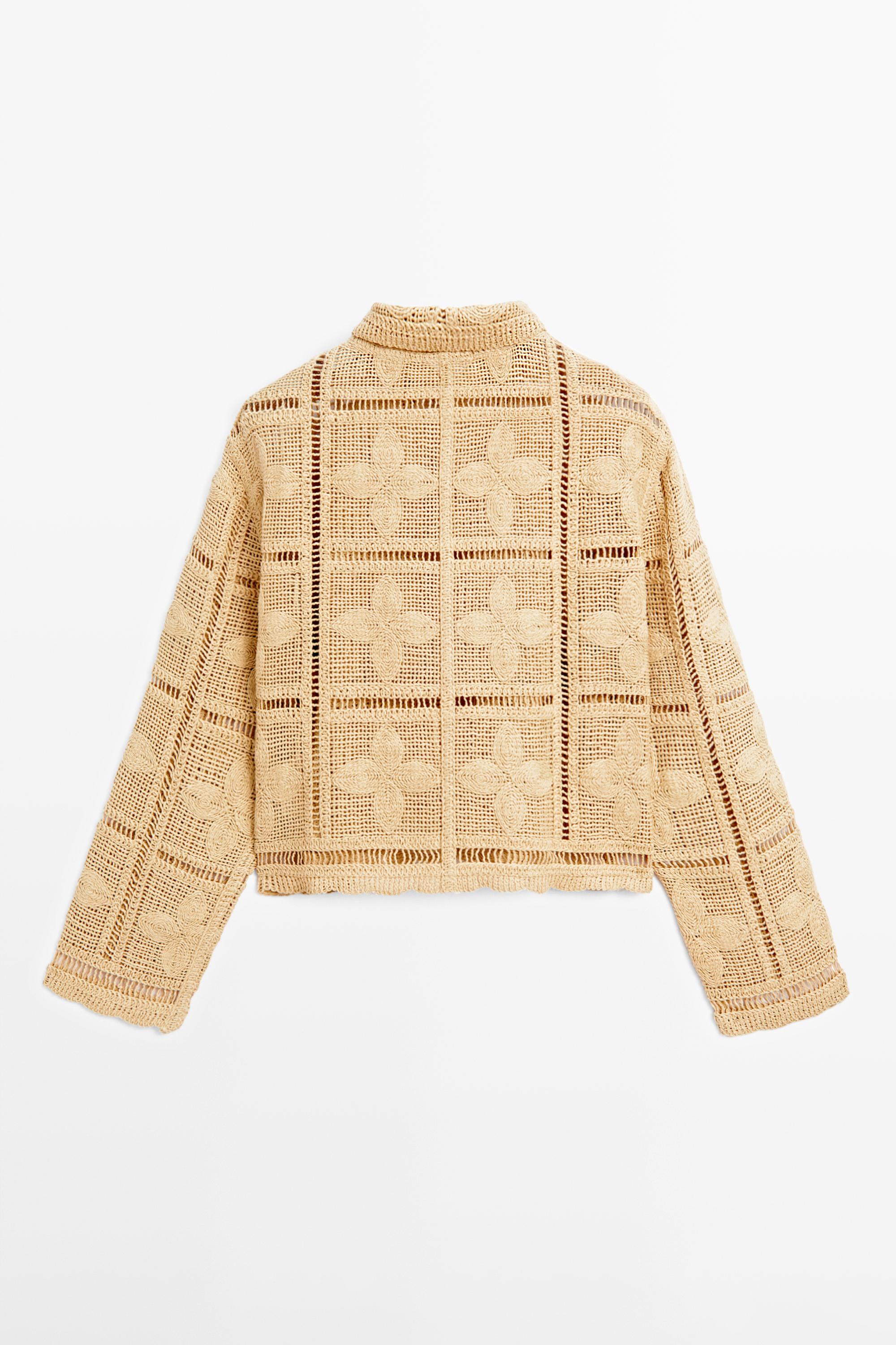 Veste en maille ajourée au crochet