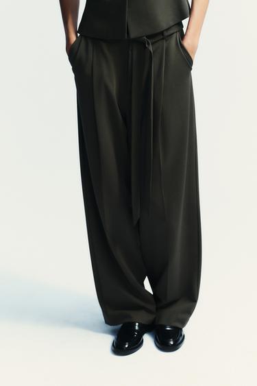 Zara PLEATED BELTED PANTS - Blue / Gray