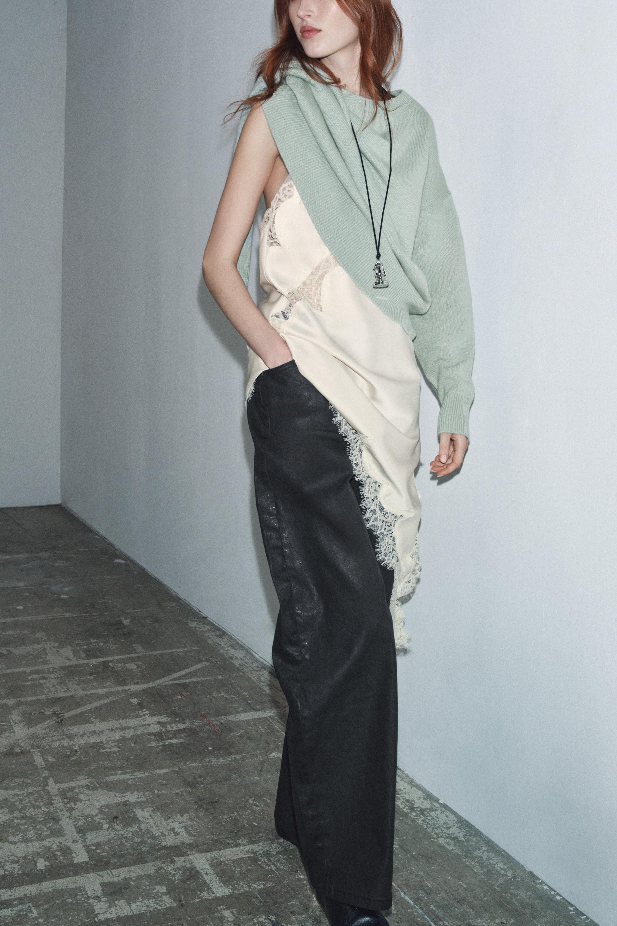 ZW COLLECTION CRACKLED BARREL LOW-RISE JEANS