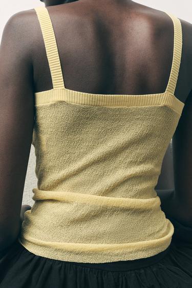 TOP EN MAILLE PLISSÉ - Jaune de Zara