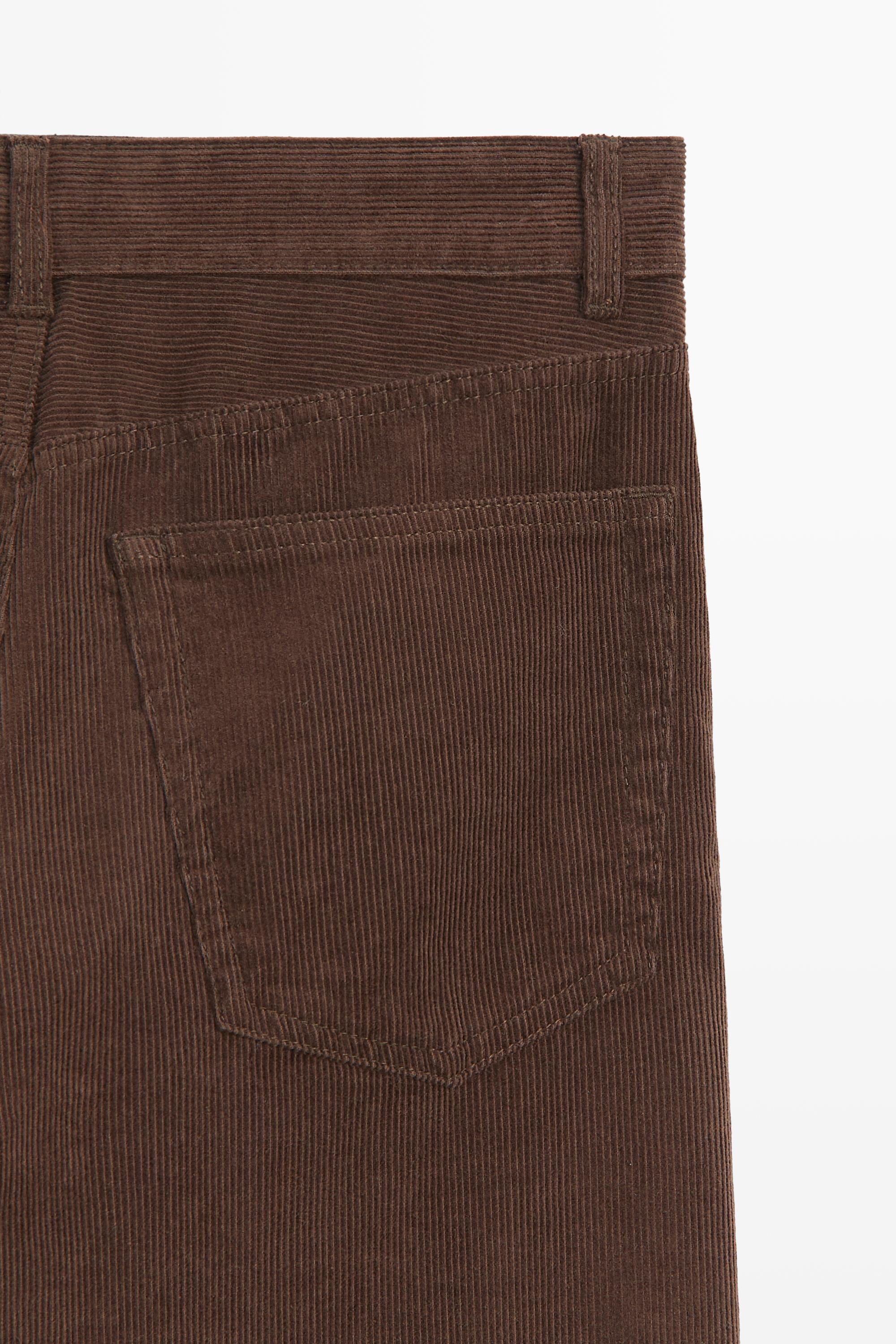 Pantalon flare en velours côtelé fin
