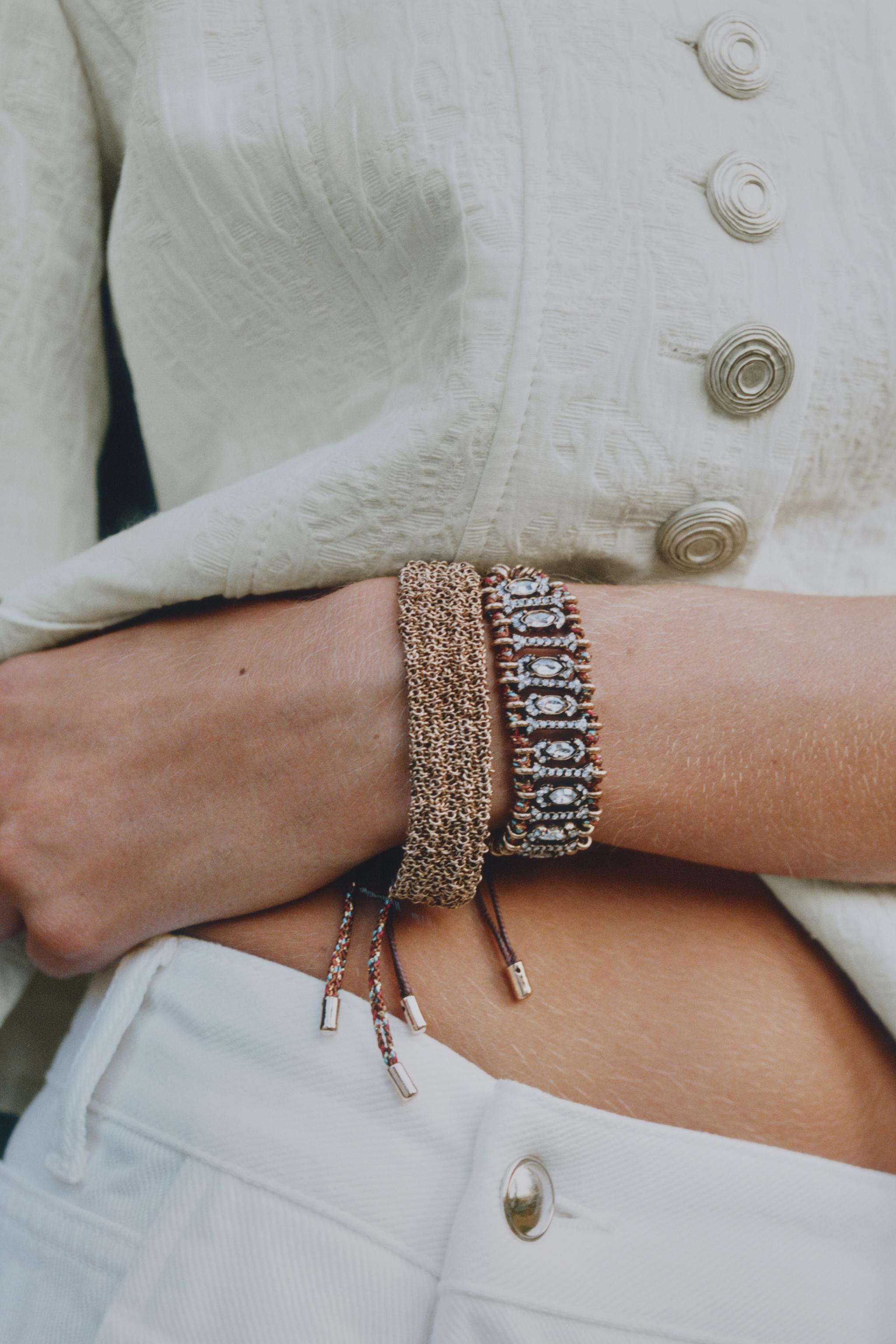 Женские аксессуары Zara 2-PACK MESH AND JEWEL BRACELETS