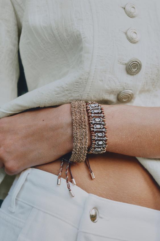 LOT DE 2 BRACELETS MAILLES ET BIJOUX - Doré de Zara - Image 0
