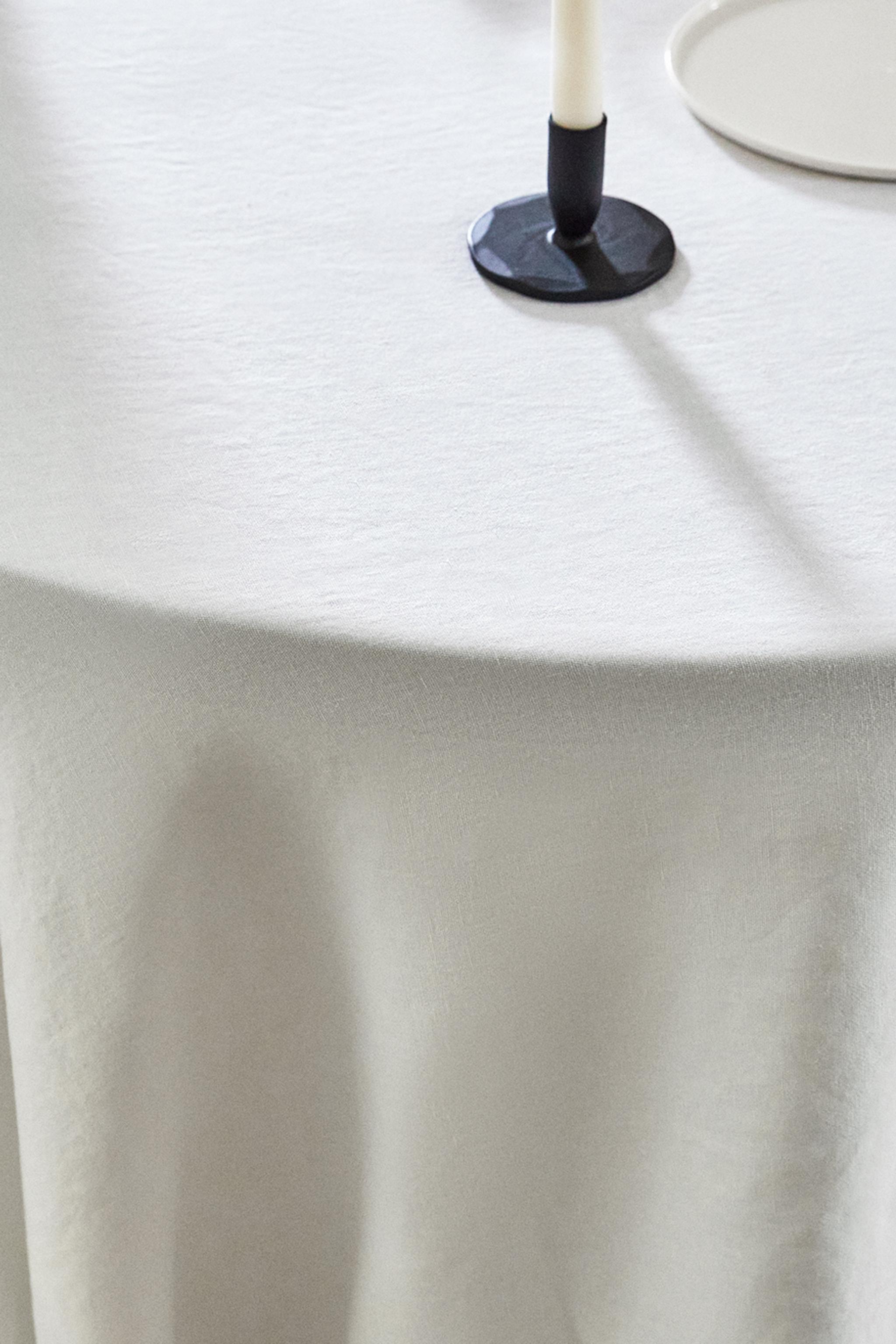 【2/9限定】ZARA  Round table with l TABLE 02 | Zara Home United States of America