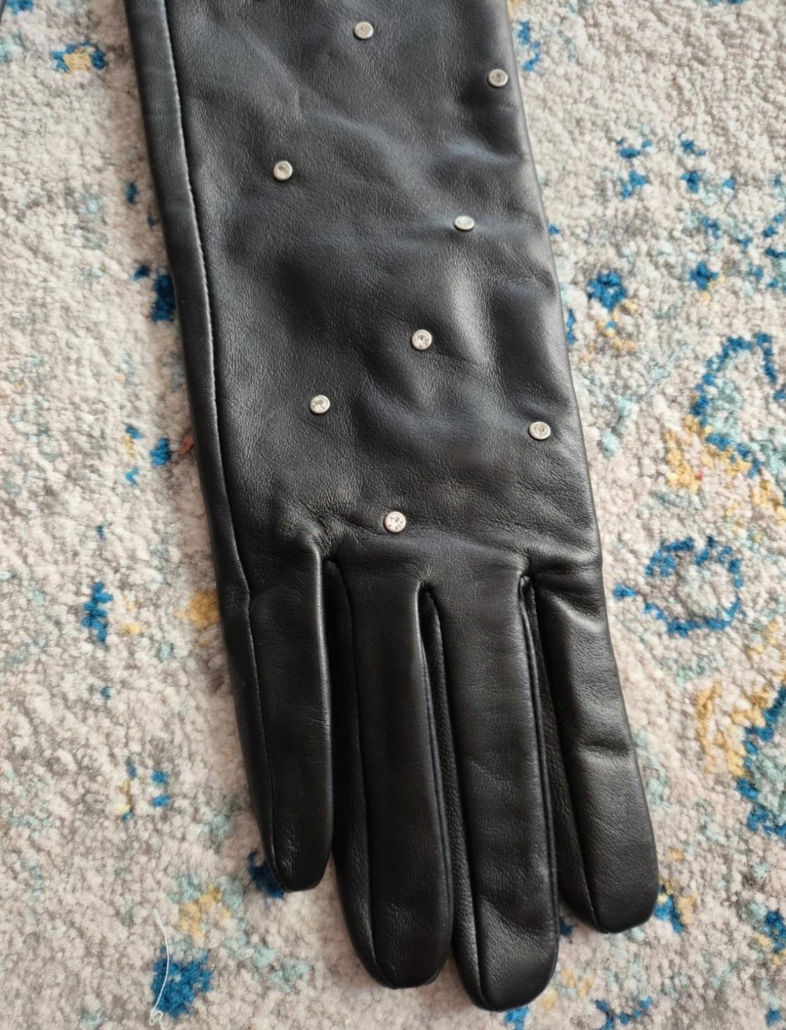 LEATHER GLOVES WITH RHINESTONES - Image 4
