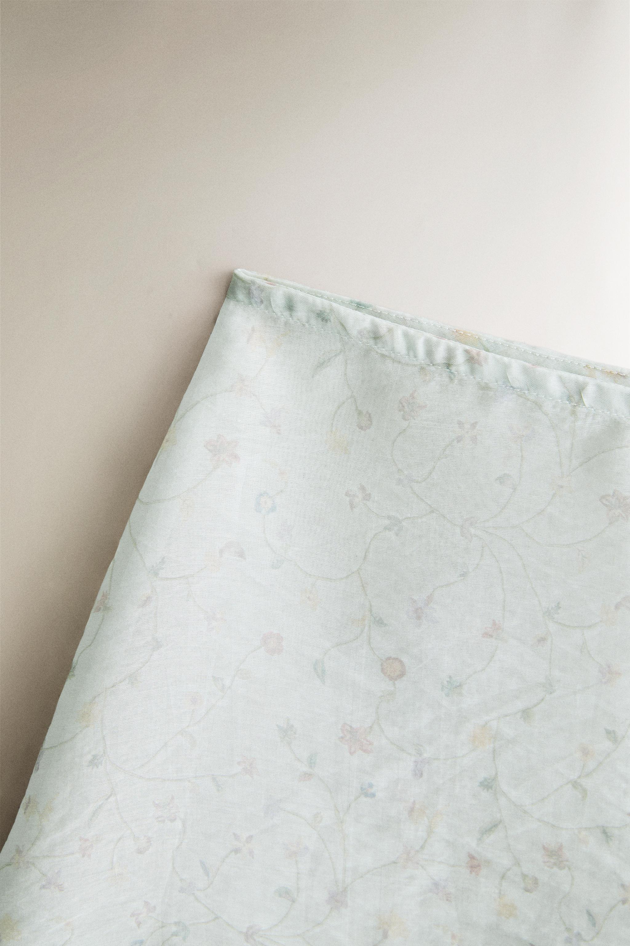 FLORAL PRINT SHORTS WITH SLITS — Sea green