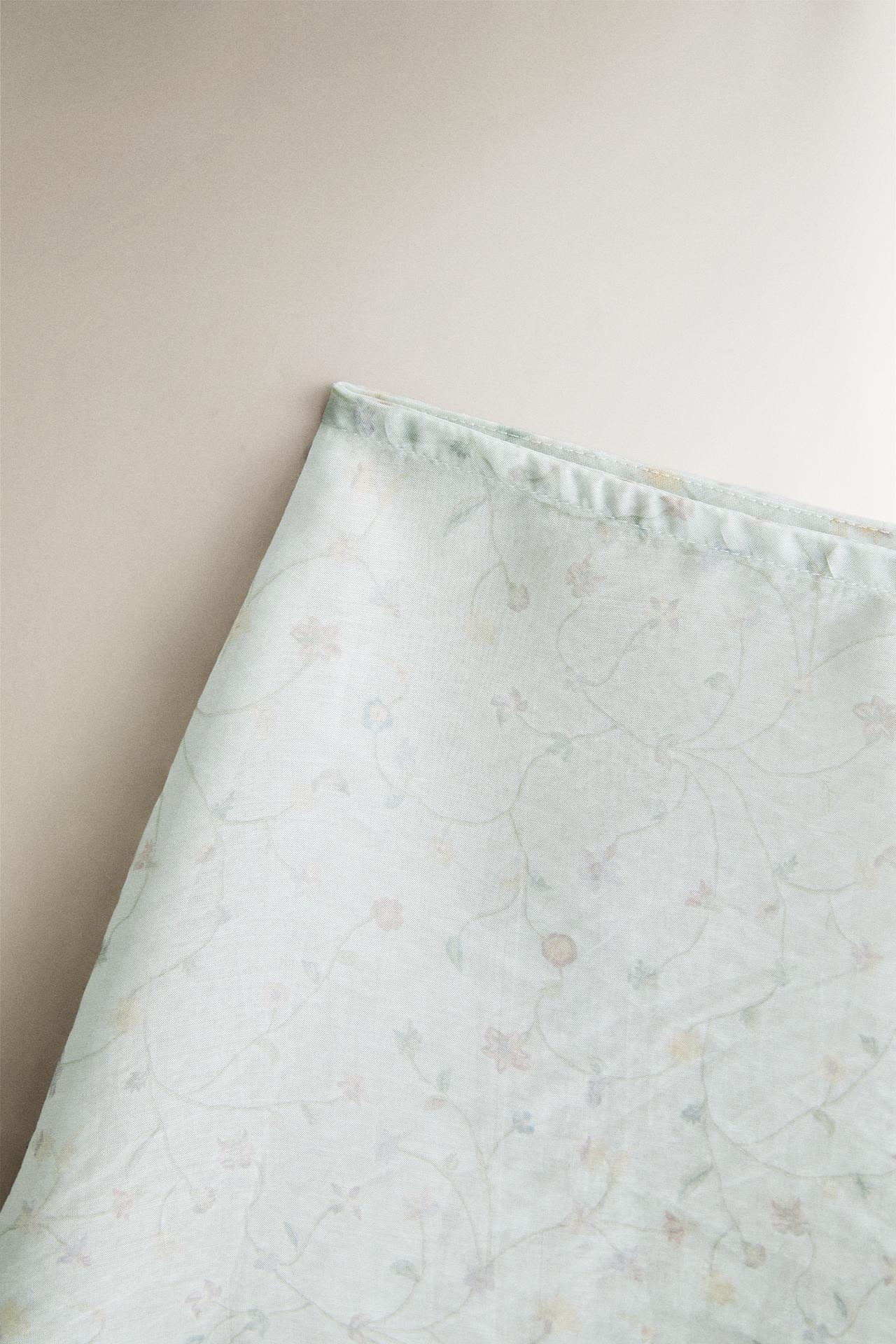 FLORAL PRINT SHORTS WITH SLITS — Sea green