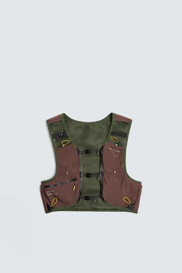 CHALECO DEPORTIVO TÉCNICO - Rojo Burdeos de Zara