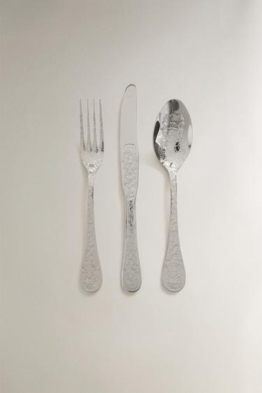 3-PIECE ENGRAVED STEEL CUTLERY SET - صلب الخاص بـ Zara - صورة 0