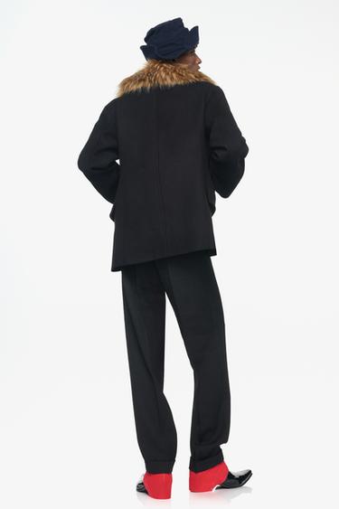 LIMITED EDITION CROPPED COAT WITH FAUX FUR COLLAR — Black 2