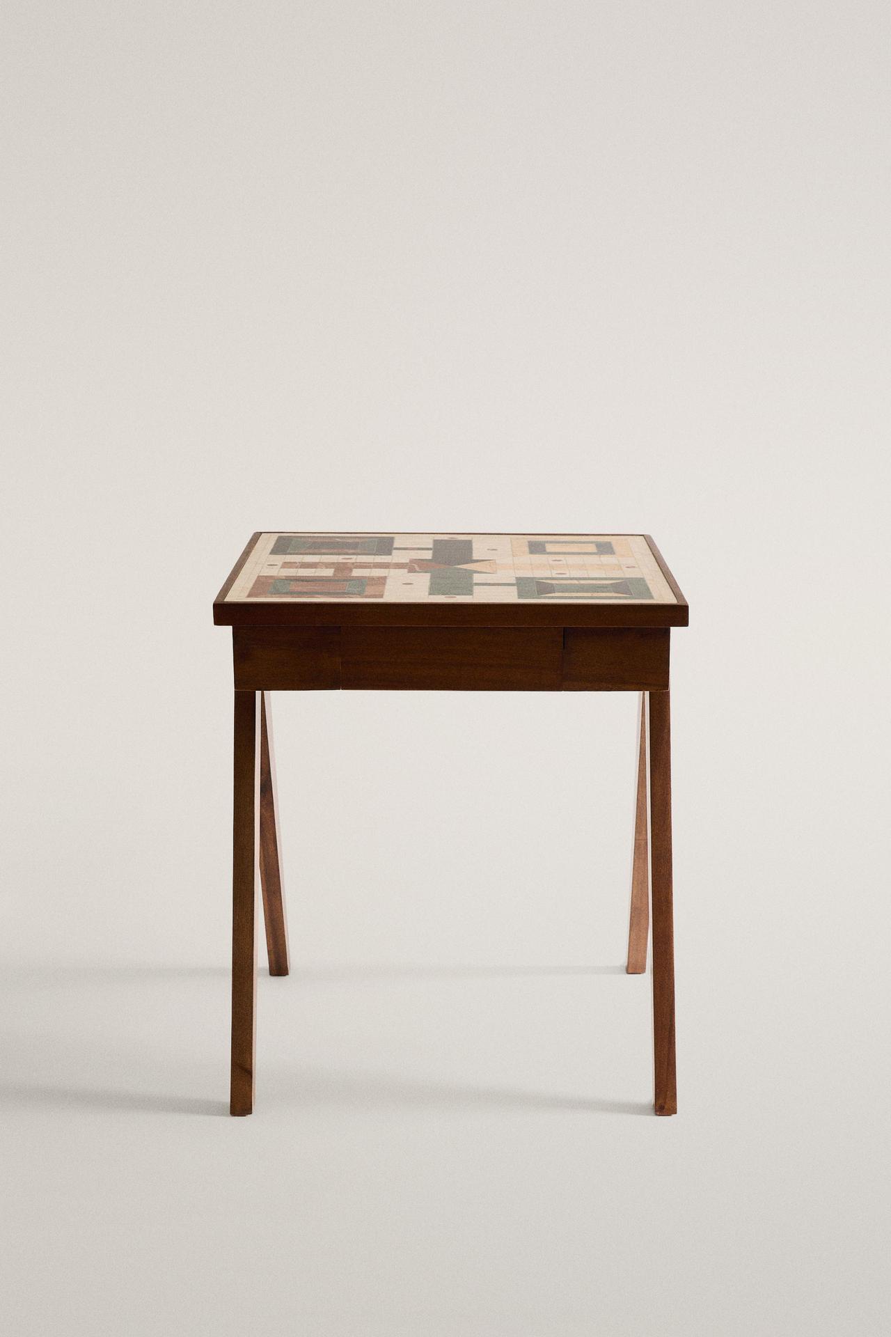 MARBLE PARCHEESI BOARD SIDE TABLE — Dark brown