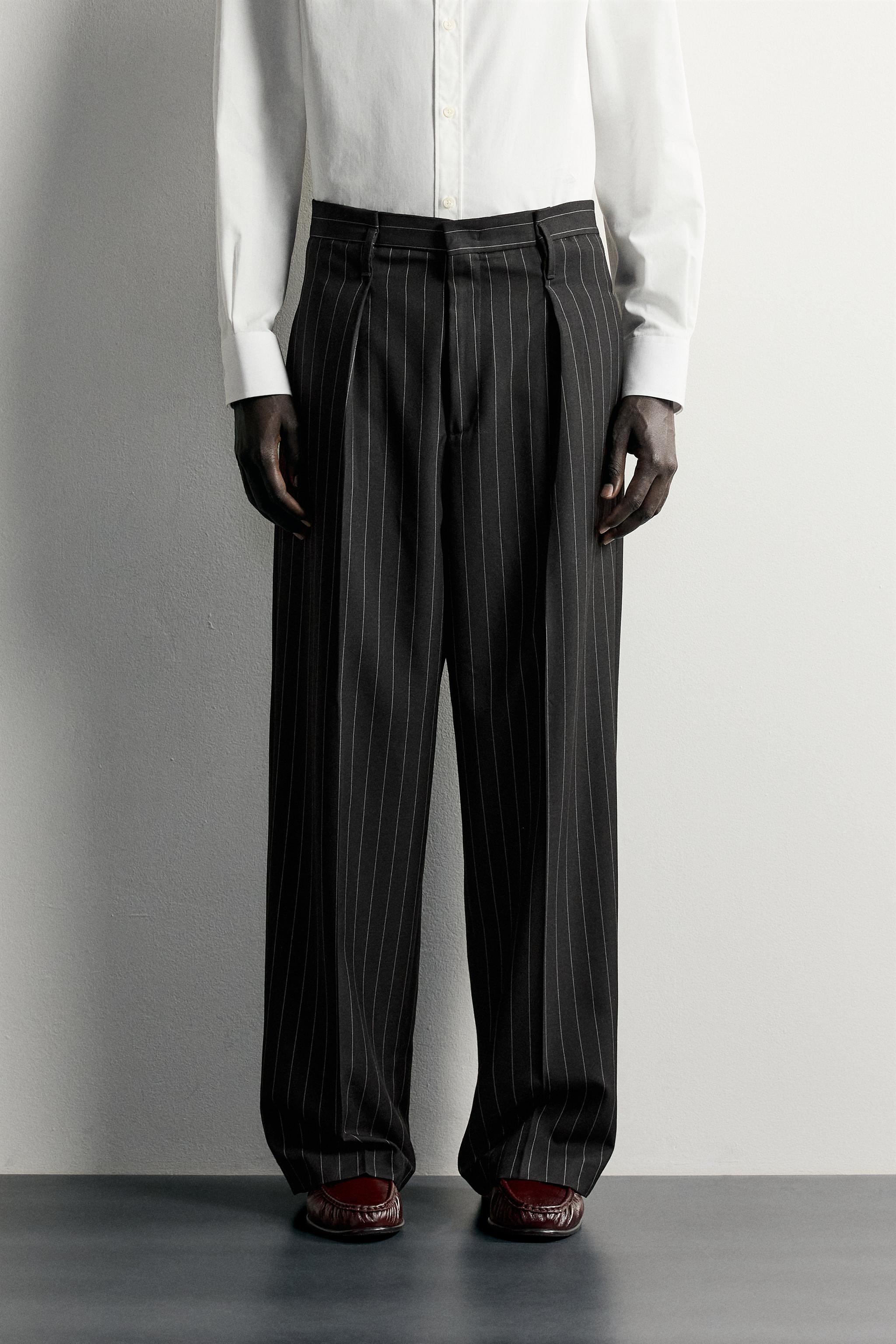 PINSTRIPE SUIT PLEATED PANTS