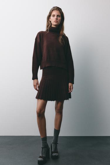 FALDA PUNTO LISO PLIEGUES - Marrón de Zara
