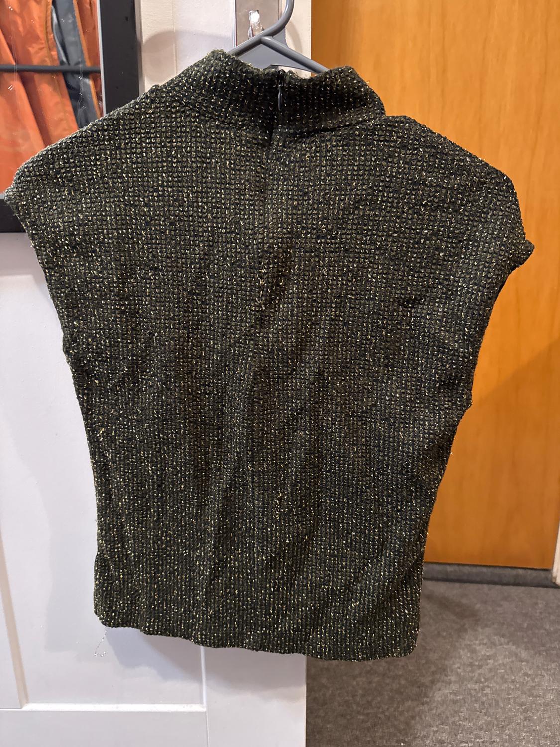 SHIMMERY GREEN/BLACK TOP. - Image 3