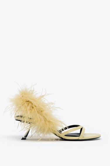 METALLIC FEATHER HIGH-HEEL SANDALS - Yellow by Zara